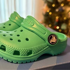 CROCS Kids Toddler Green Sandals sz 4 New